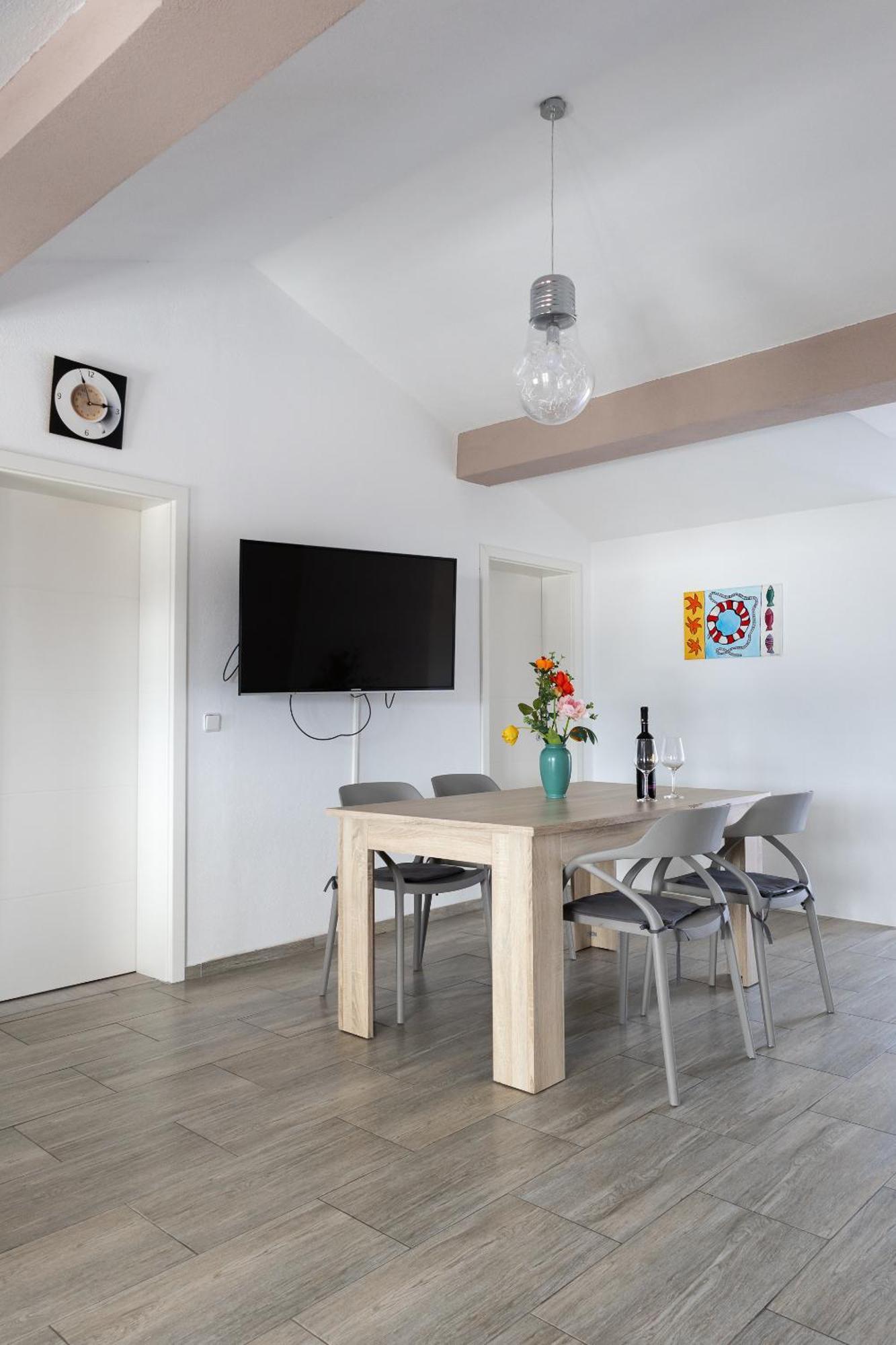 Apartments Anita Kruševo Екстериор снимка