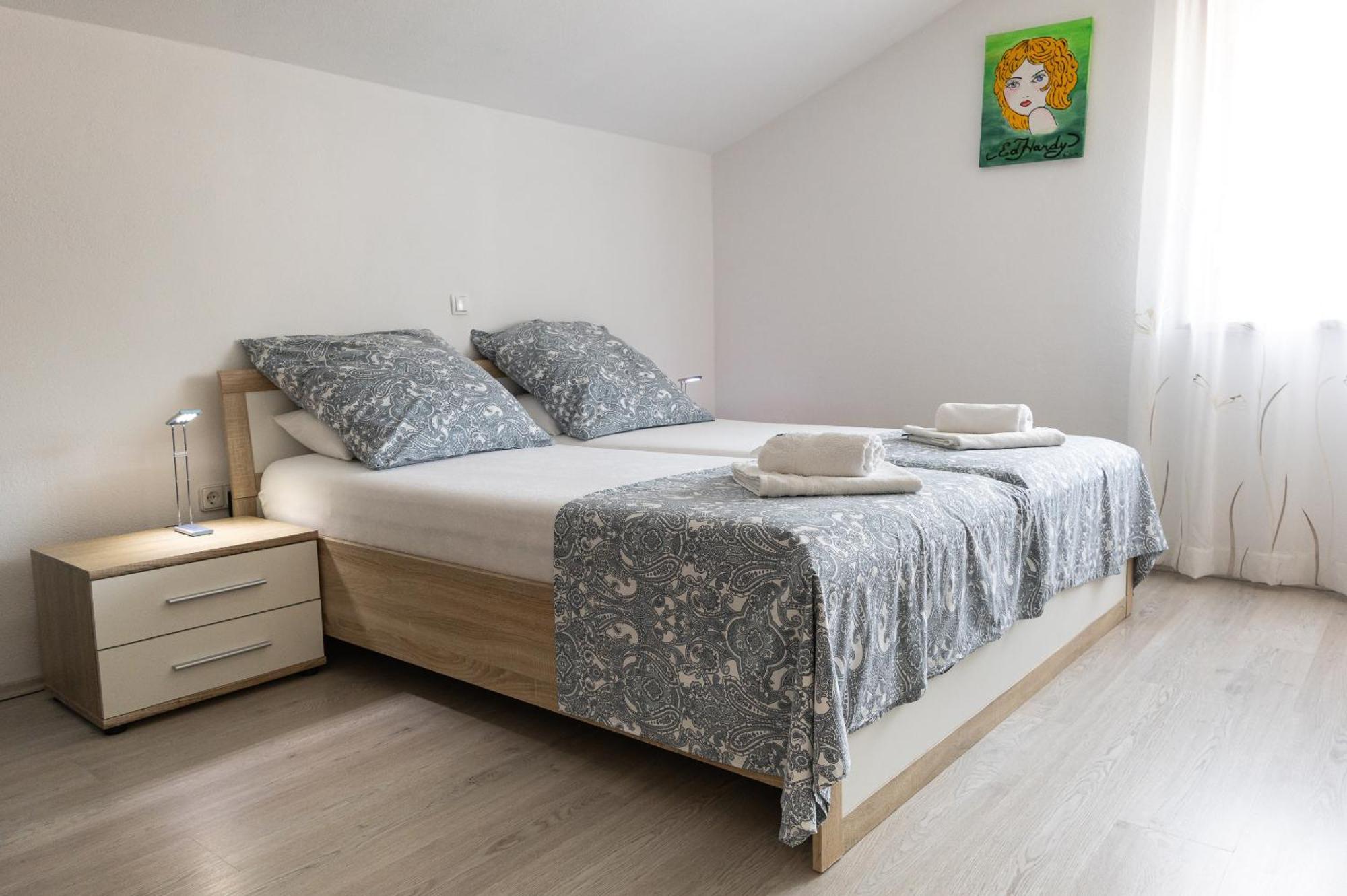 Apartments Anita Kruševo Екстериор снимка